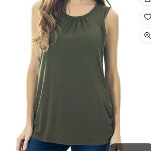 Small show size medium nursing/maternity tank top new with tags